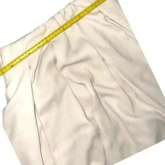 Beautiful pleated skirt - Picture 5 of 6